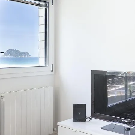 Egona-San Luis 2 Vivienda, Playa Y Garaje Apartment Zarautz Exterior photo